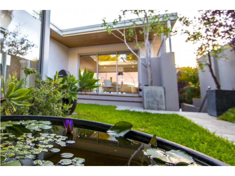 6B Wavertree Place, Leederville WA 6007