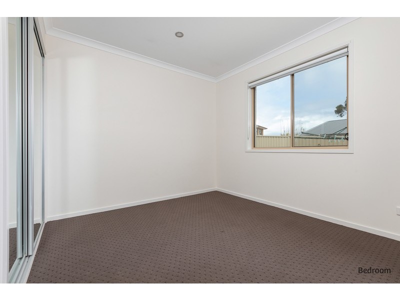 27 Wentworth Avenue, Sunshine Bay NSW 2536