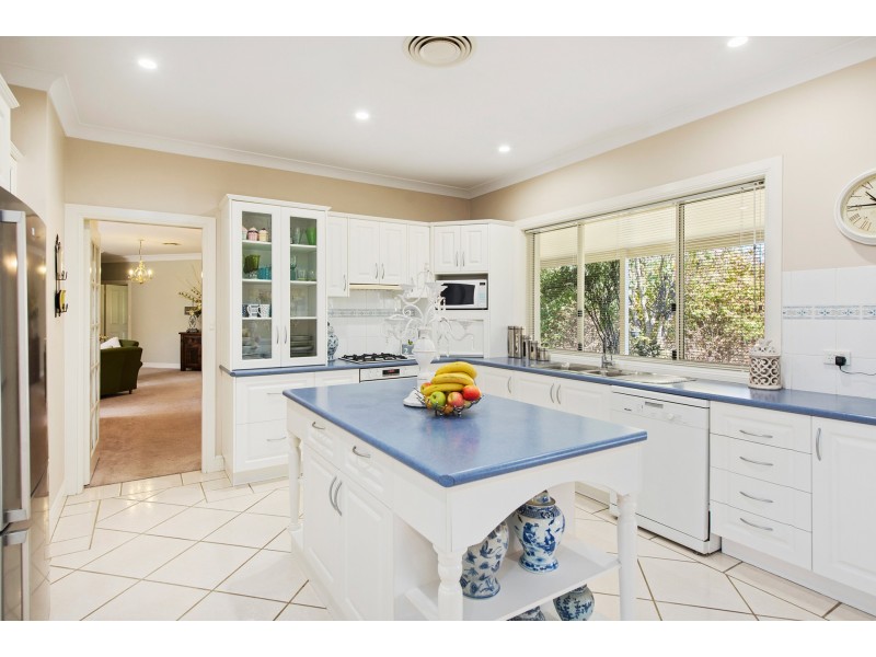 11 Briens Way, Orange NSW 2800