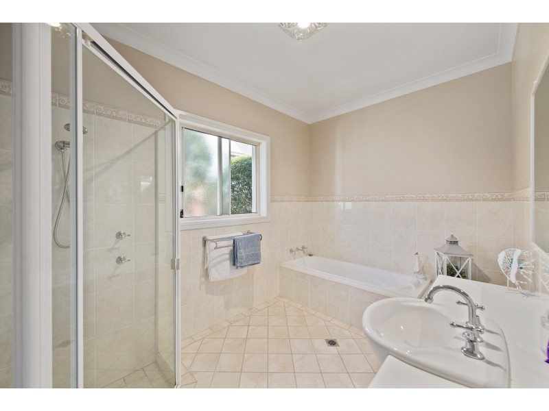 11 Briens Way, Orange NSW 2800