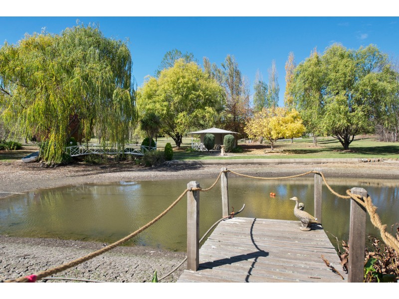 11 Briens Way, Orange NSW 2800