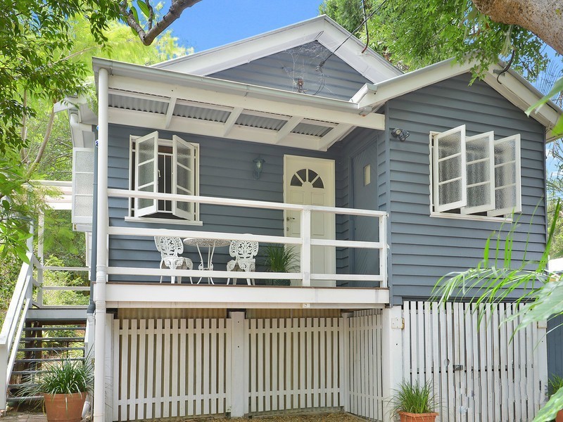 196 Indooroopilly Road, St Lucia QLD 4067