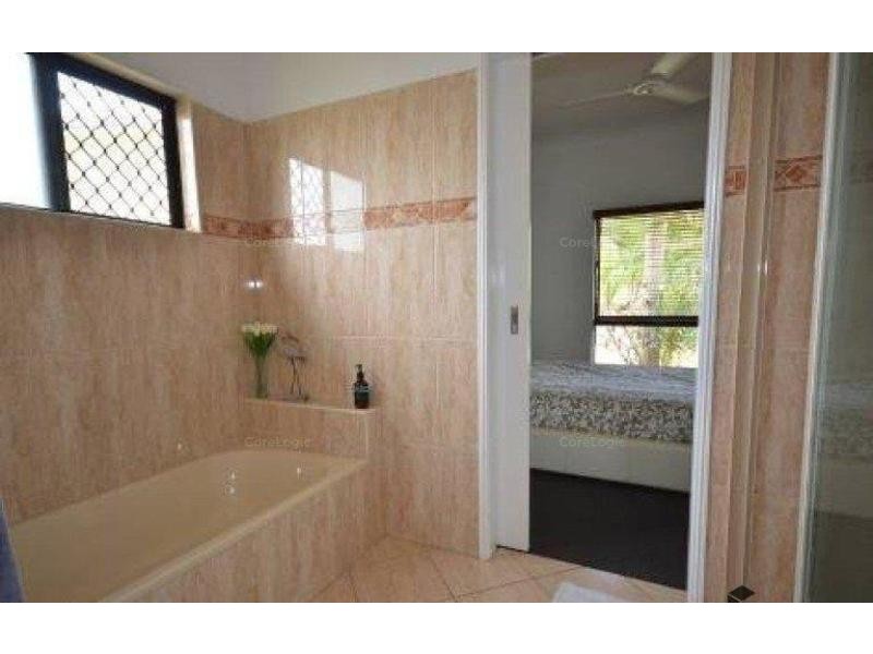 14 Mercurio Street, White Rock QLD 4868