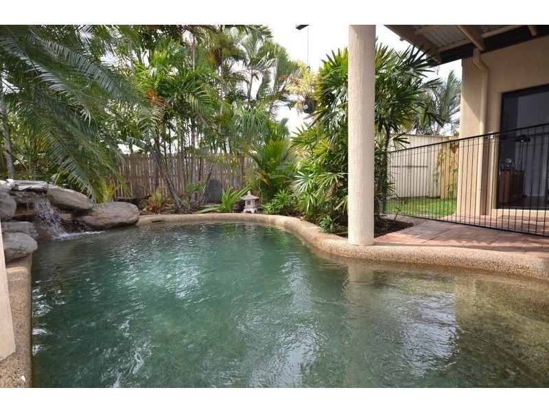 14 Mercurio Street, White Rock QLD 4868