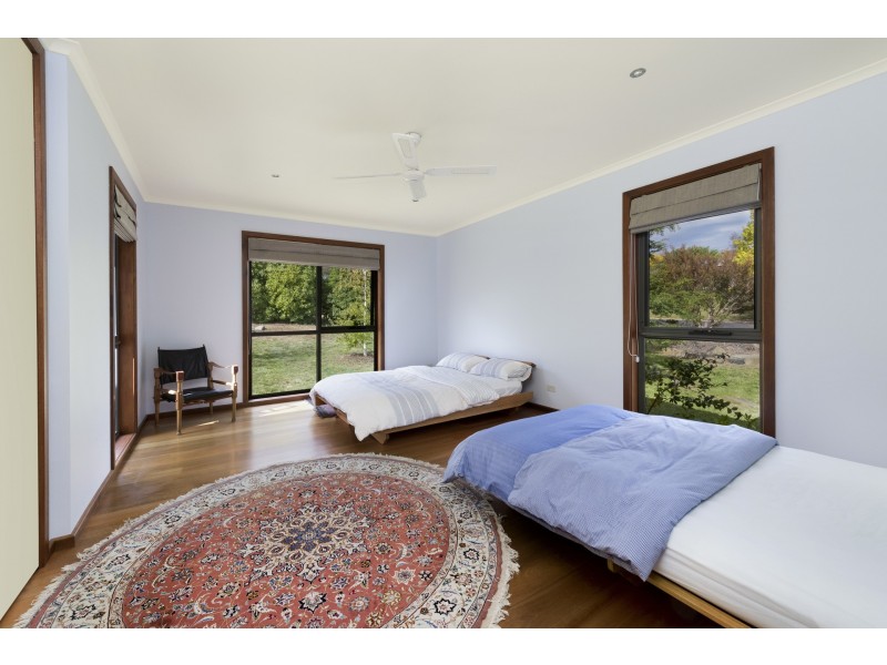 18 Rosemary Circuit, Kalkite NSW 2627