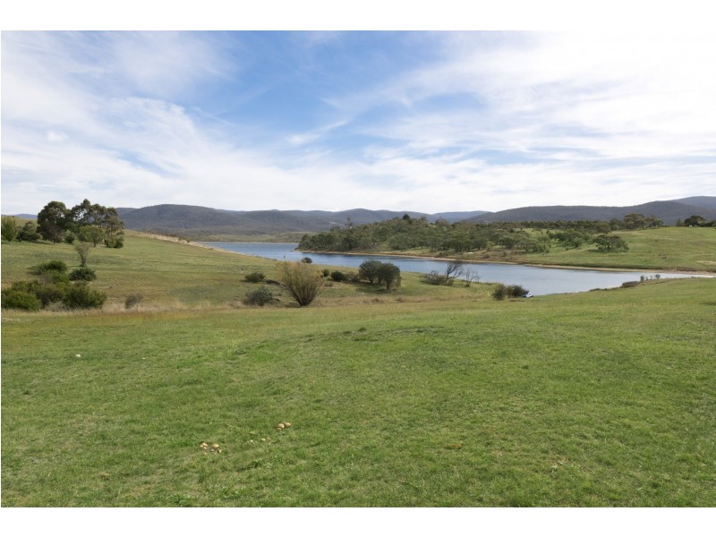 18 Rosemary Circuit, Kalkite NSW 2627