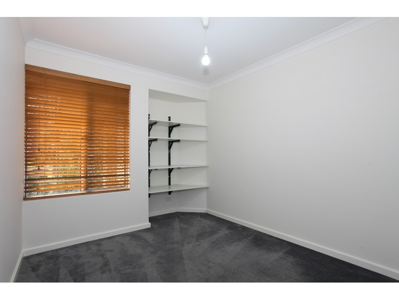 2 Henderson Road, Stoneville WA 6081