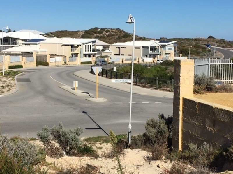 1 Lindsay Beach Boulevard, Yanchep WA 6035