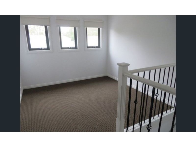 4/32 Karingal Street, Croydon North VIC 3136