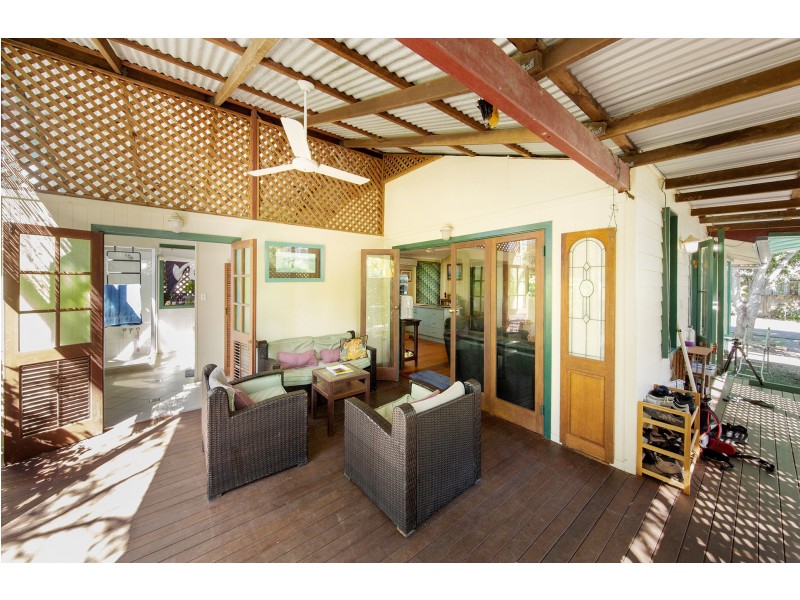 40 David Street, Machans Beach QLD 4878