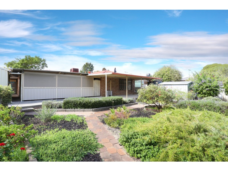 20 Vanessa Way, Swan View WA 6056