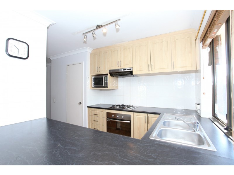 32 Warner Lane, Rockingham WA 6168