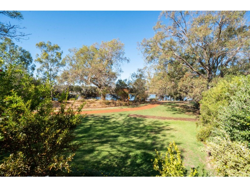 144/12 Wall Street, Maylands WA 6051