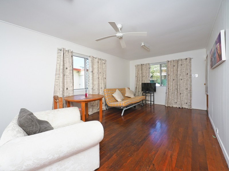 17 Kurrajong Street, Woodridge QLD 4114