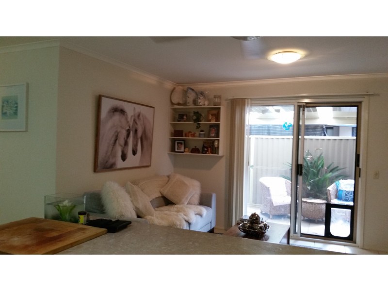 1/32 Galloway Drive, Ashmore QLD 4214