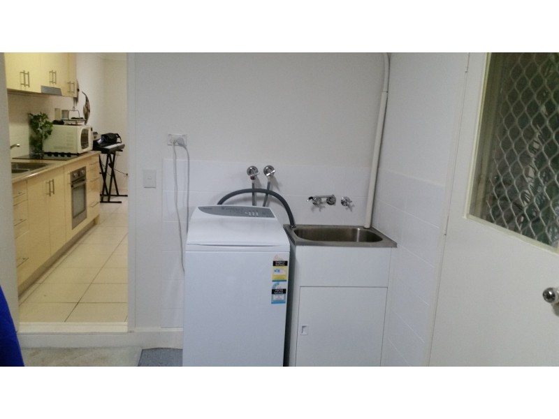 1/32 Galloway Drive, Ashmore QLD 4214