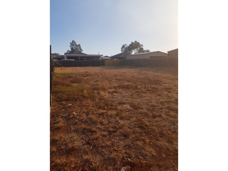 43 Archer Drive, Kurunjang VIC 3337