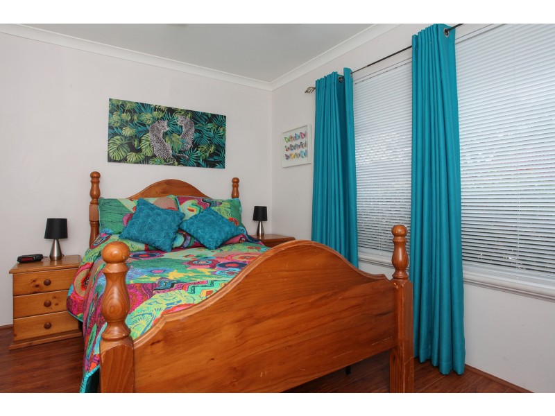 12/31 Third Avenue, Kelmscott WA 6111