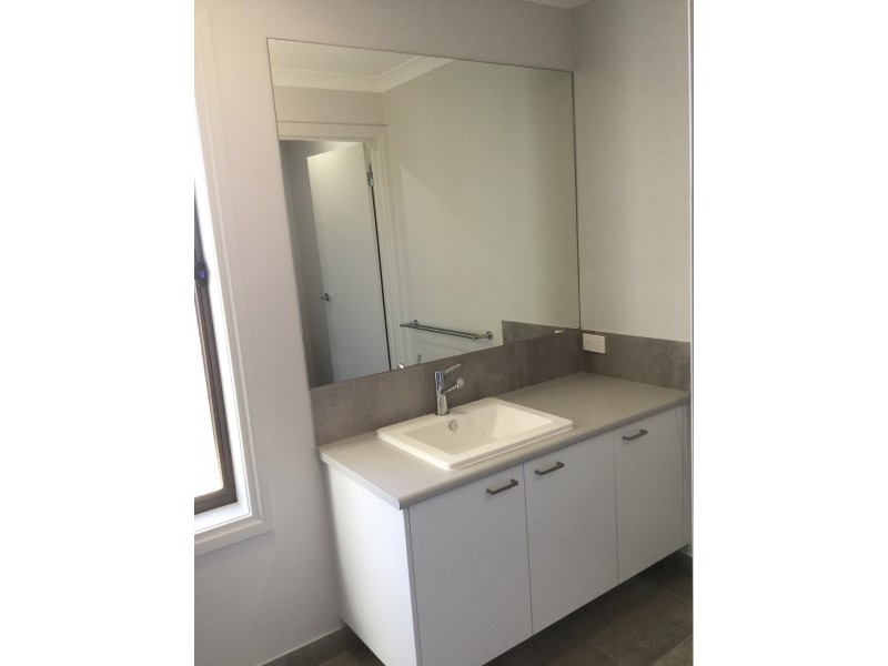 6 Charlotte Street, Tocumwal NSW 2714