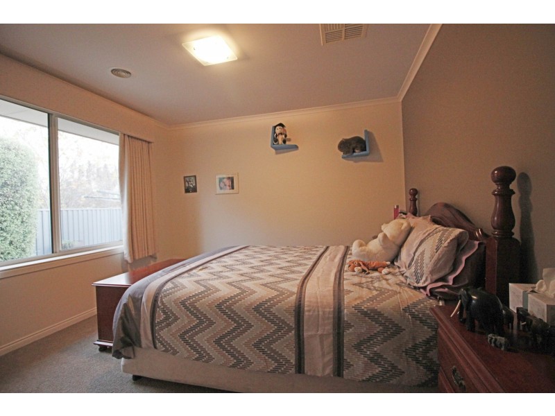 3 Ryeland Court, Alfredton VIC 3350