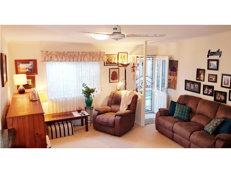 136/4 Gimberts Road, Morisset NSW 2264