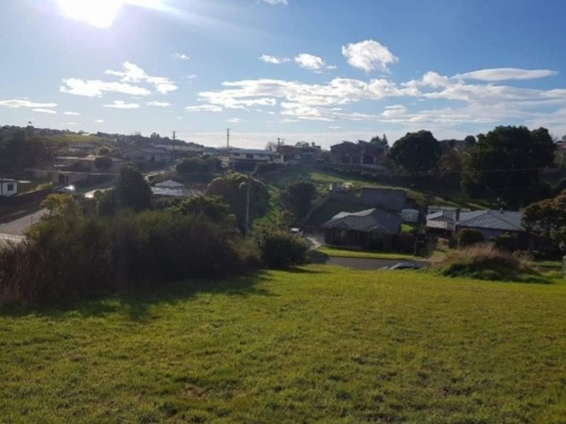 20 South Road, Penguin TAS 7316