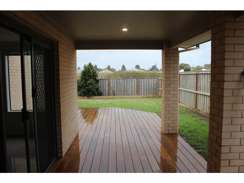 14 McGill court, Port Fairy VIC 3284