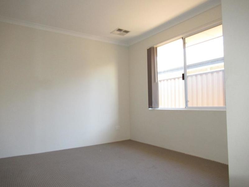 30 Bradley Street, Southern River WA 6110