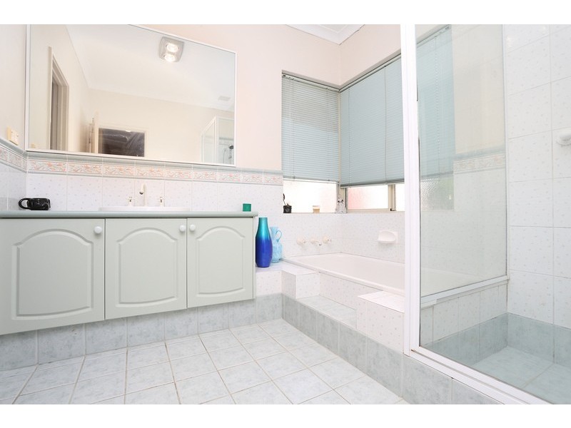 34 Horseshoe circuit, Henley Brook WA 6055