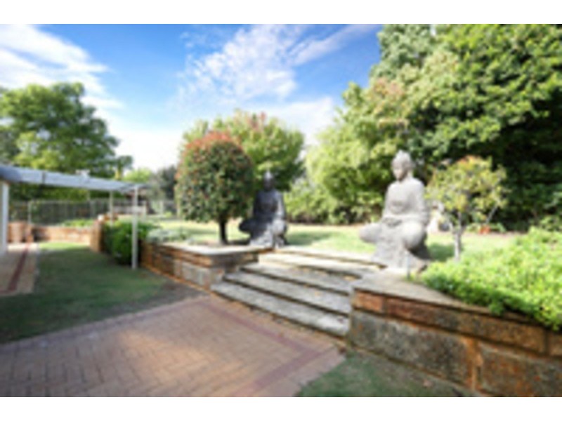 34 Horseshoe circuit, Henley Brook WA 6055