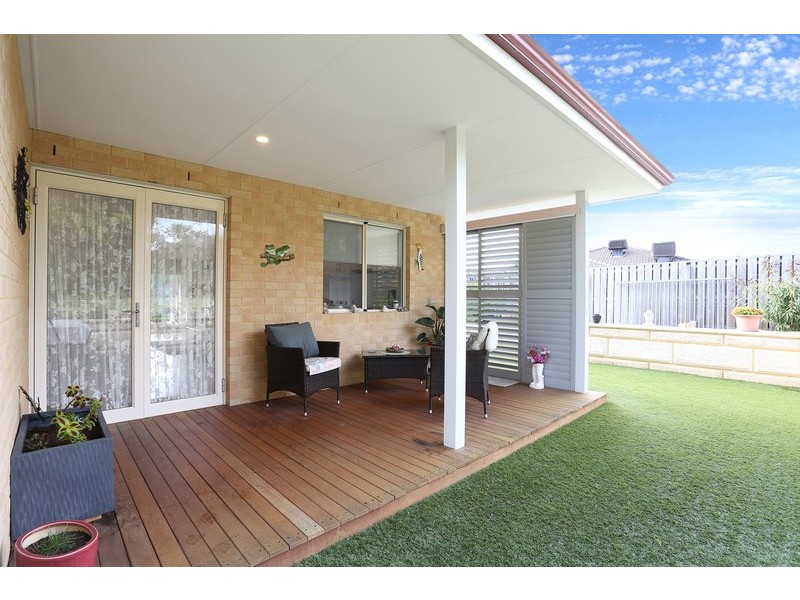 34 Horseshoe circuit, Henley Brook WA 6055