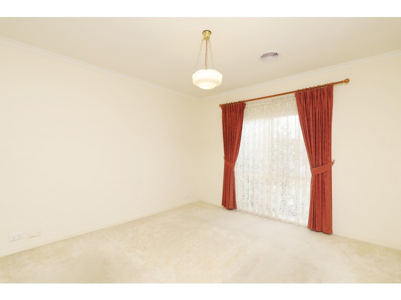 19 John Batman Drive, Melton West VIC 3337