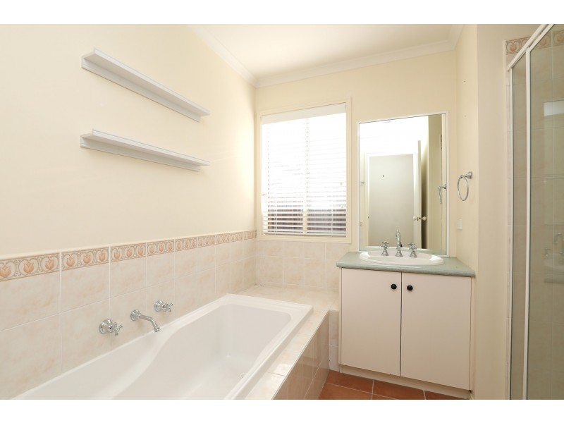 19 John Batman Drive, Melton West VIC 3337