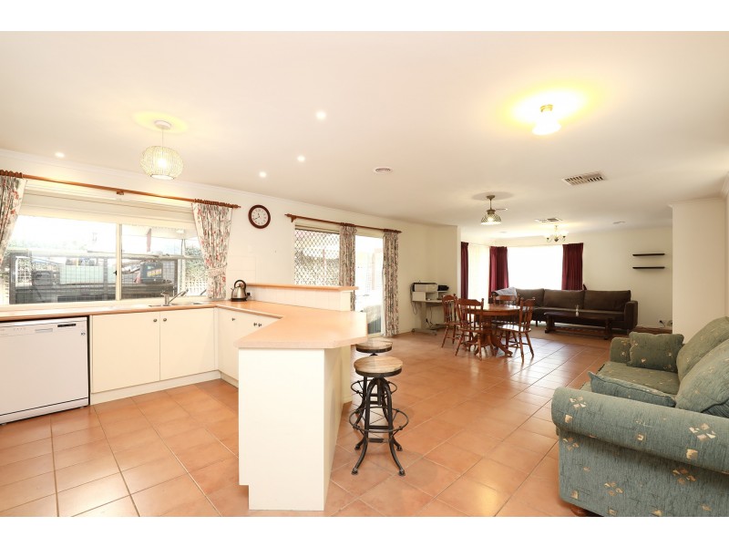 19 John Batman Drive, Melton West VIC 3337