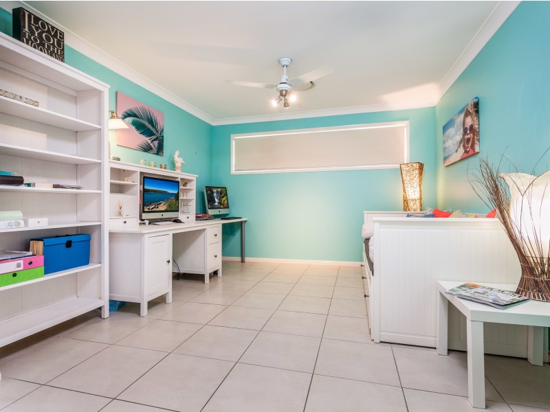 6 Nina Crescent, North Lakes QLD 4509