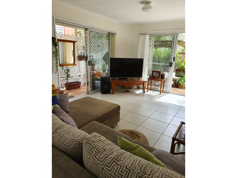 1/10 Brighton Street, Biggera Waters QLD 4216