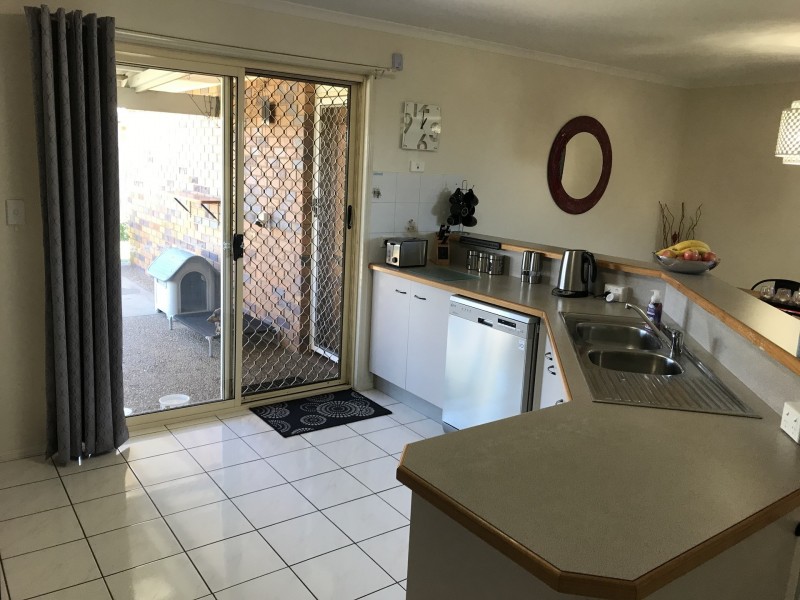 12 Hooper Court, Kepnock QLD 4670
