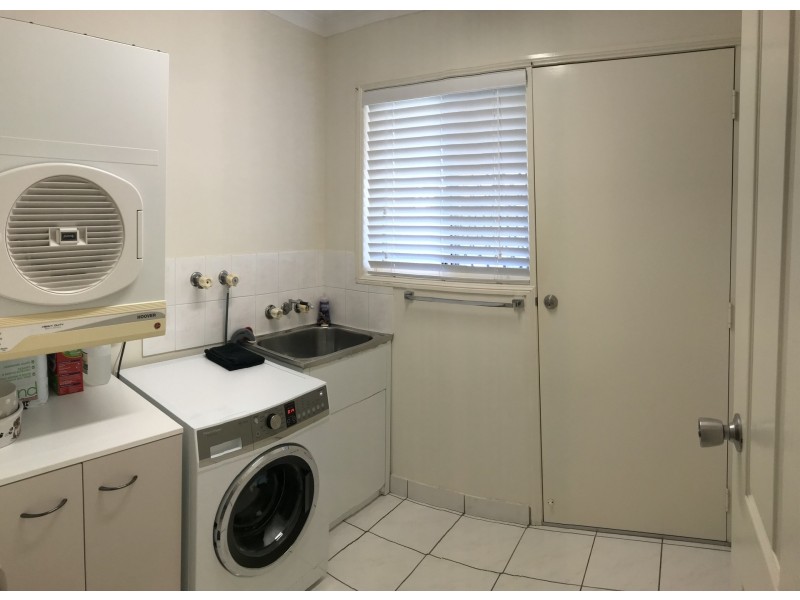 12 Hooper Court, Kepnock QLD 4670