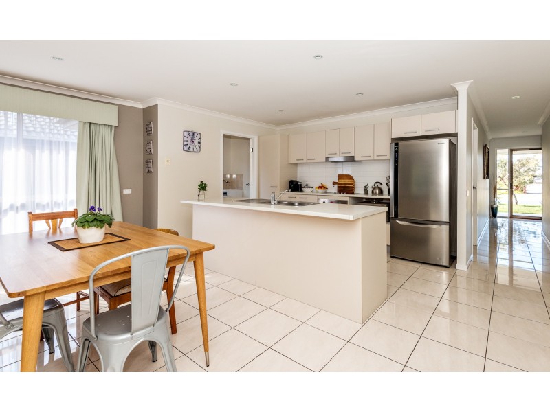 7 Martin Place, Broulee NSW 2537