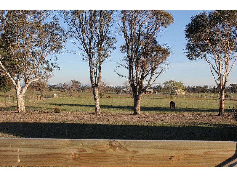 166 Afflecks Road, Toongabbie VIC 3856