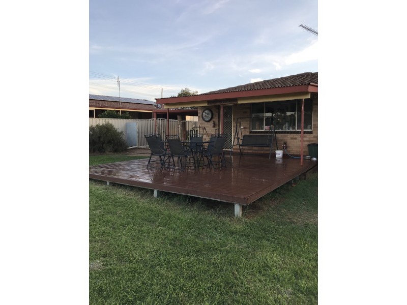 11 Waratah Crescent, Coolamon NSW 2701