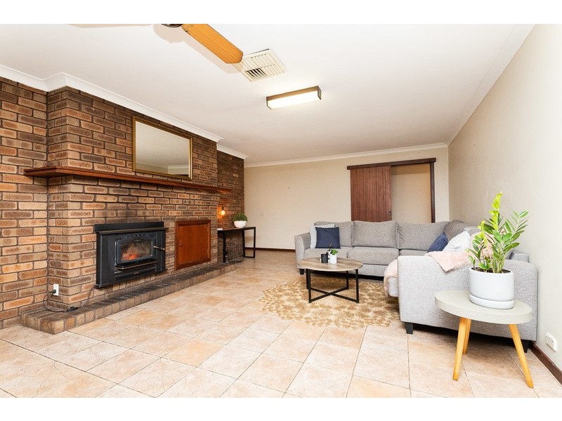 22 Bucktin Street, Collie WA 6225