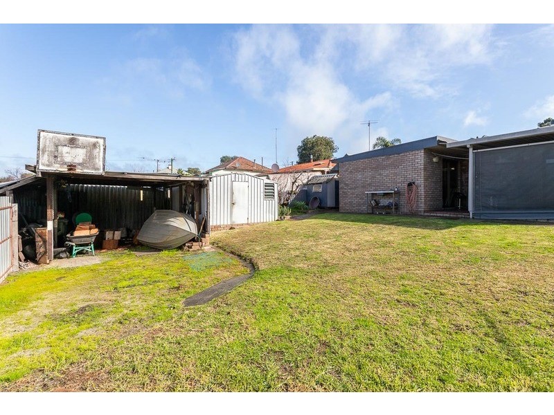 22 Bucktin Street, Collie WA 6225