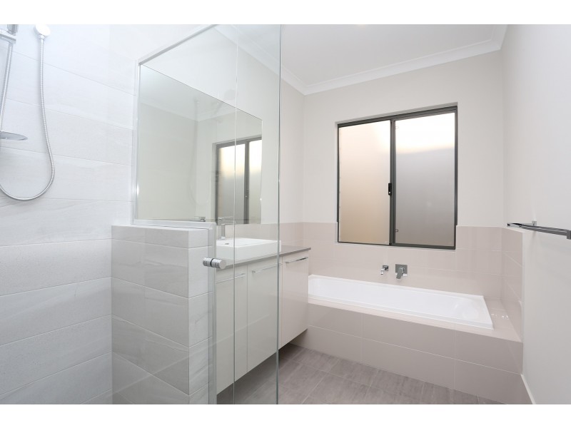 54 MacArthur Avenue, Padbury WA 6025