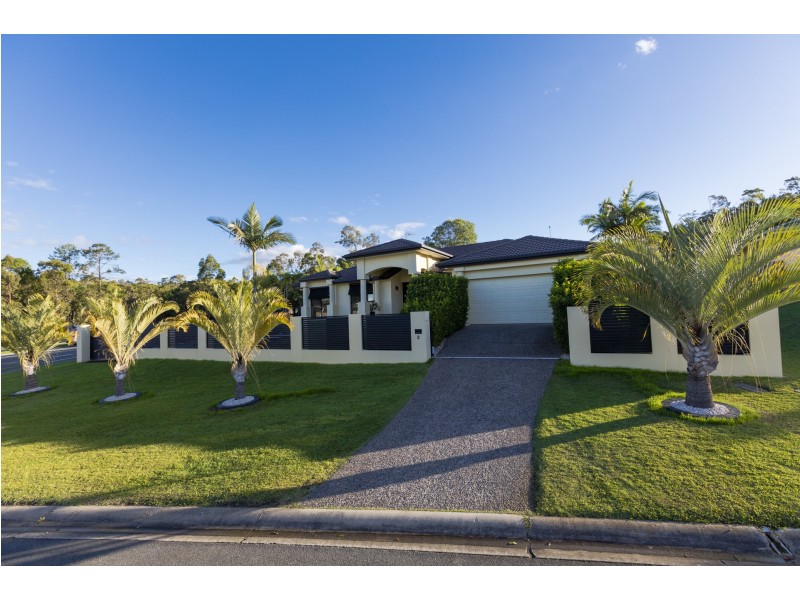 2 Amanu Crescent, Pacific Pines QLD 4211