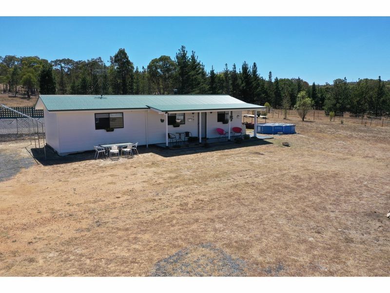 1425 Bundarra Rd, Invergowrie NSW 2350