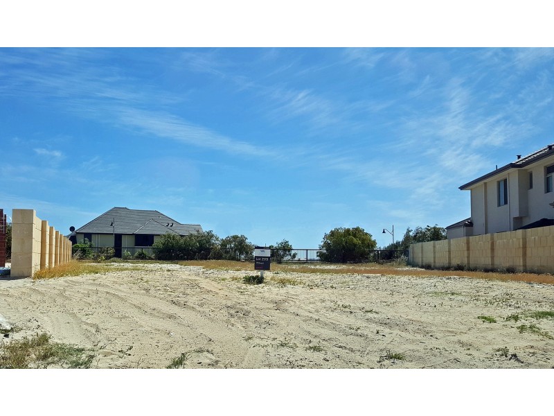 36 Flagstaff Crescent, Secret Harbour WA 6173