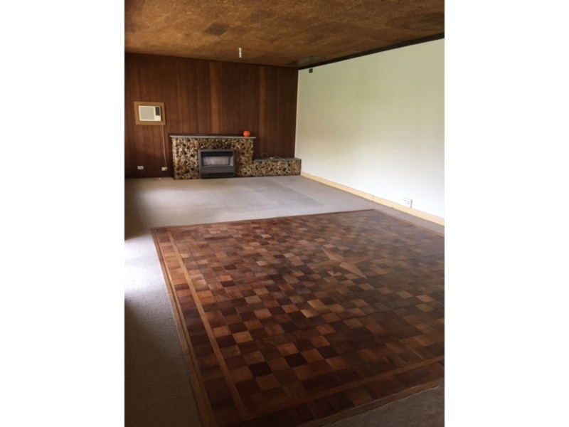 14 Warren Road, Cheltenham VIC 3192