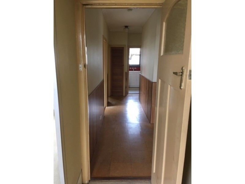 14 Warren Road, Cheltenham VIC 3192