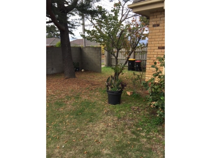 14 Warren Road, Cheltenham VIC 3192